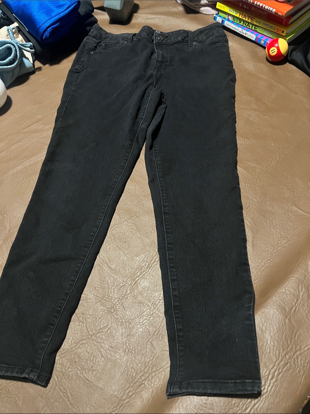 1822 Denim Black High-Rise Jeans
